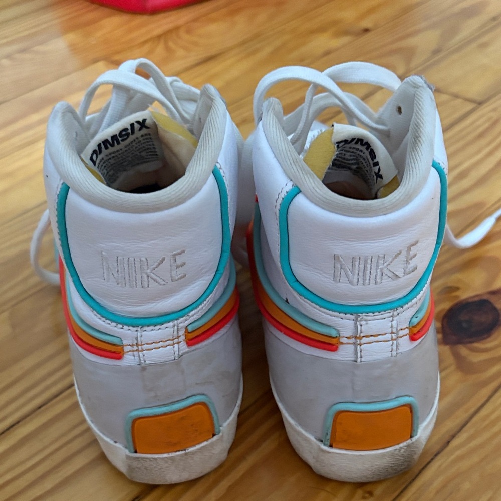 Nike Kids Sneakers - White, Orange, and Blue